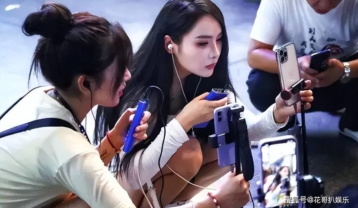 麻豆成人传媒一区二区_SQC336.61.15